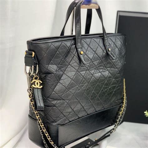 bolsa chanel bag|Chanel tote bag price 2023.